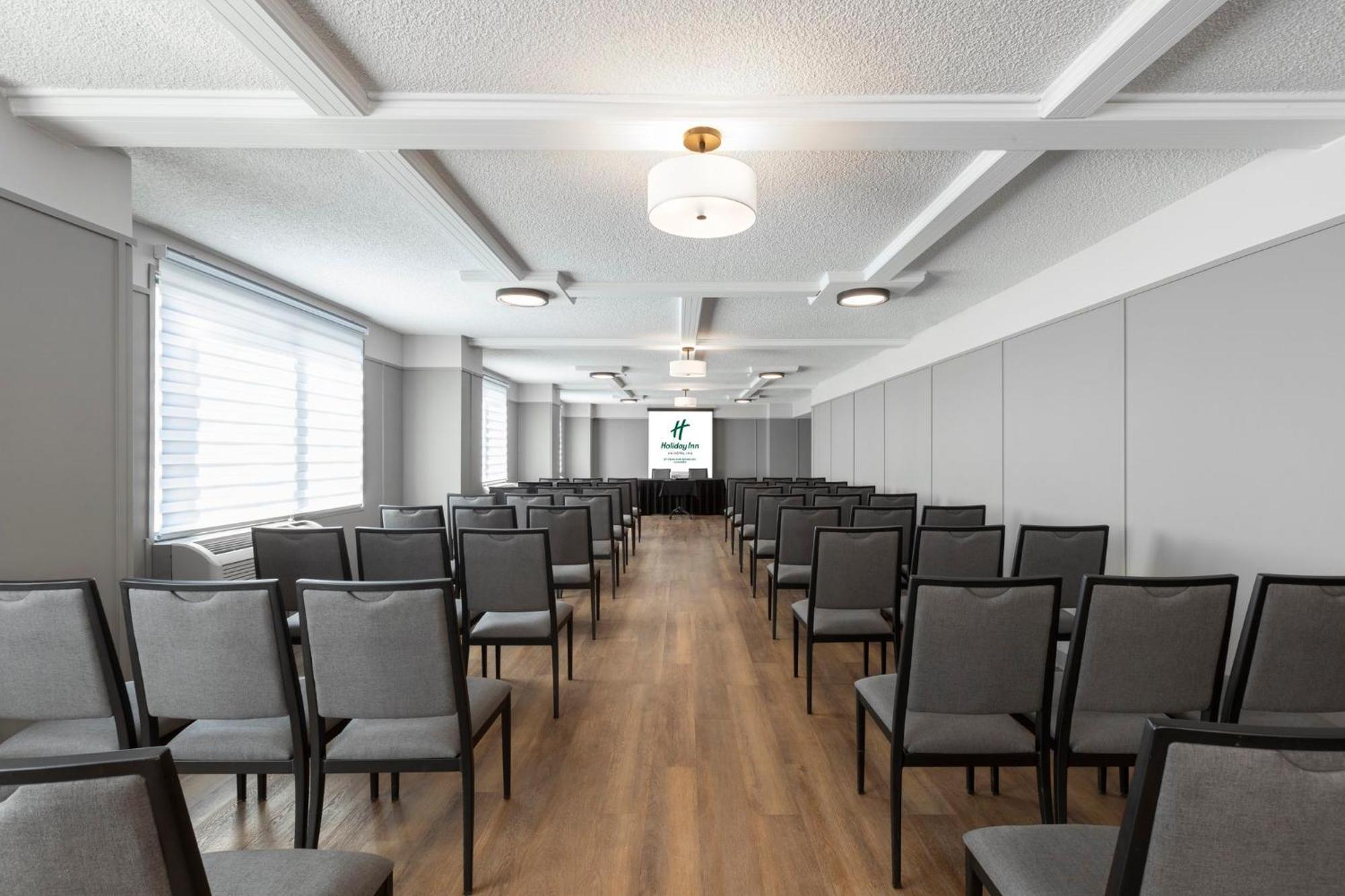 Holiday Inn St-Jean-Sur-Richelieu Congres By Ihg Сен-Жан-сюр-Ришелье Экстерьер фото