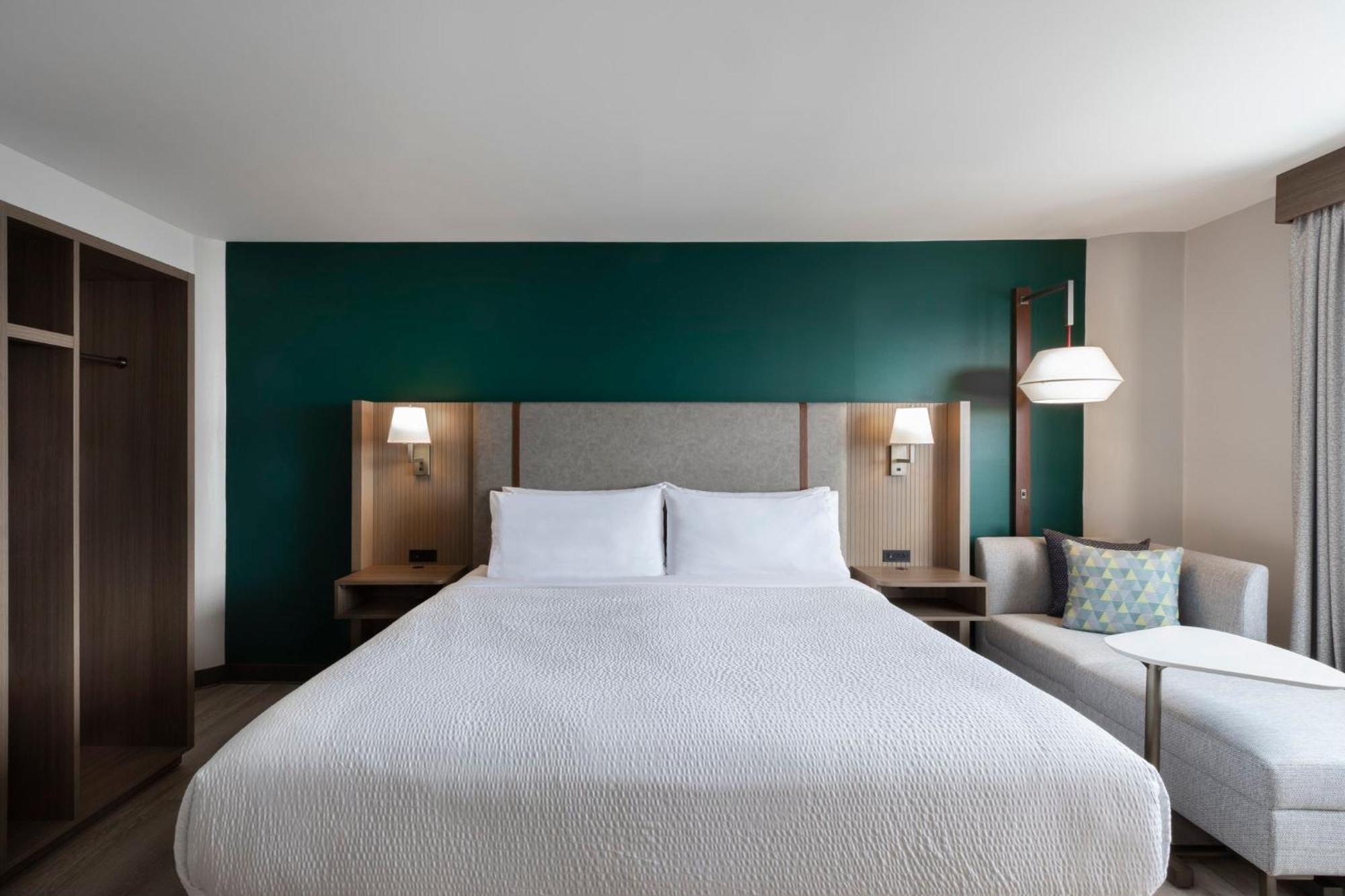 Holiday Inn St-Jean-Sur-Richelieu Congres By Ihg Сен-Жан-сюр-Ришелье Экстерьер фото